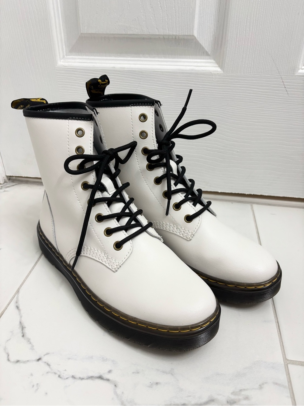 Doc Martens Zavala Leather Combat Boots White Womens 9 Lace Up